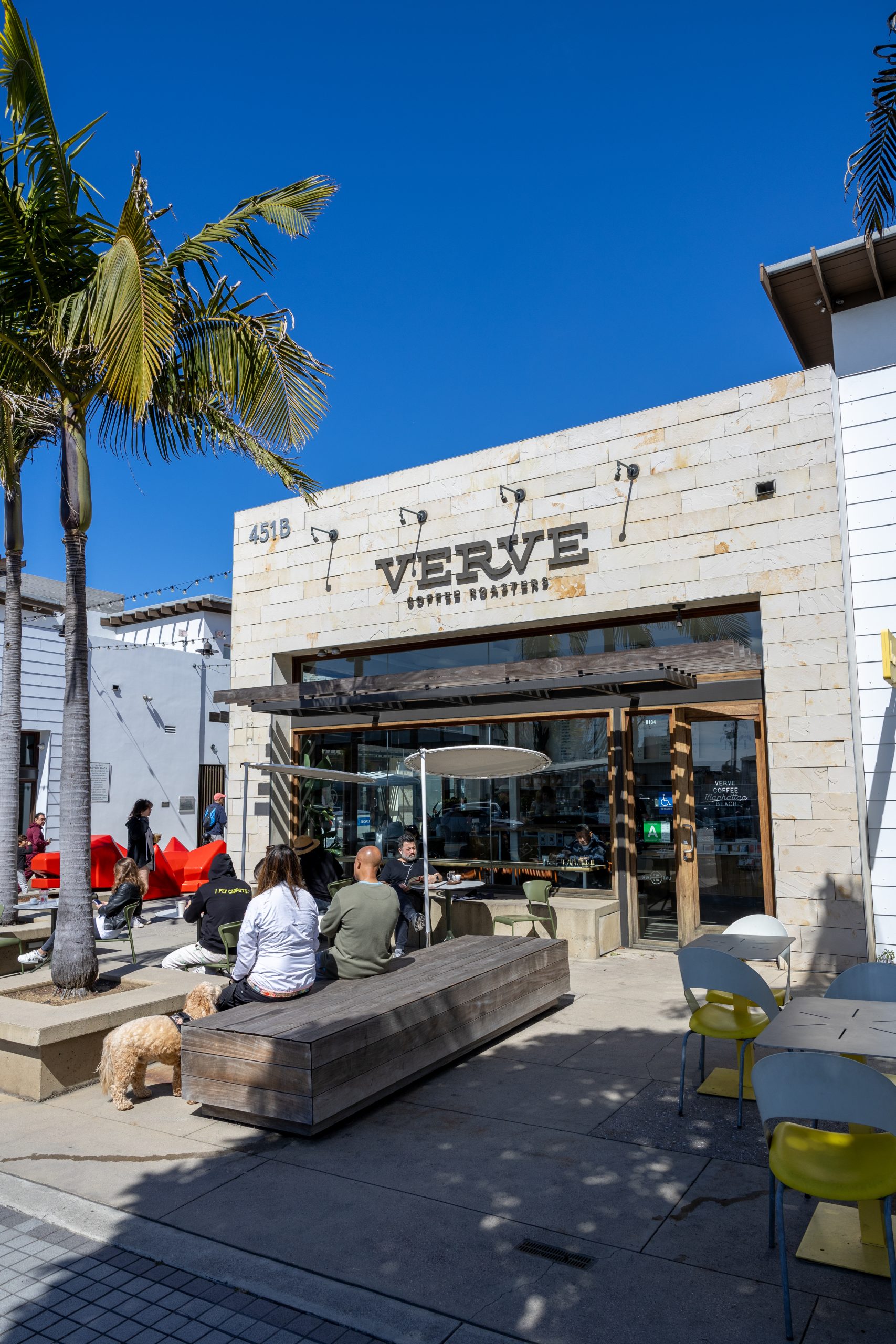 verve coffee manhattan beach exterior