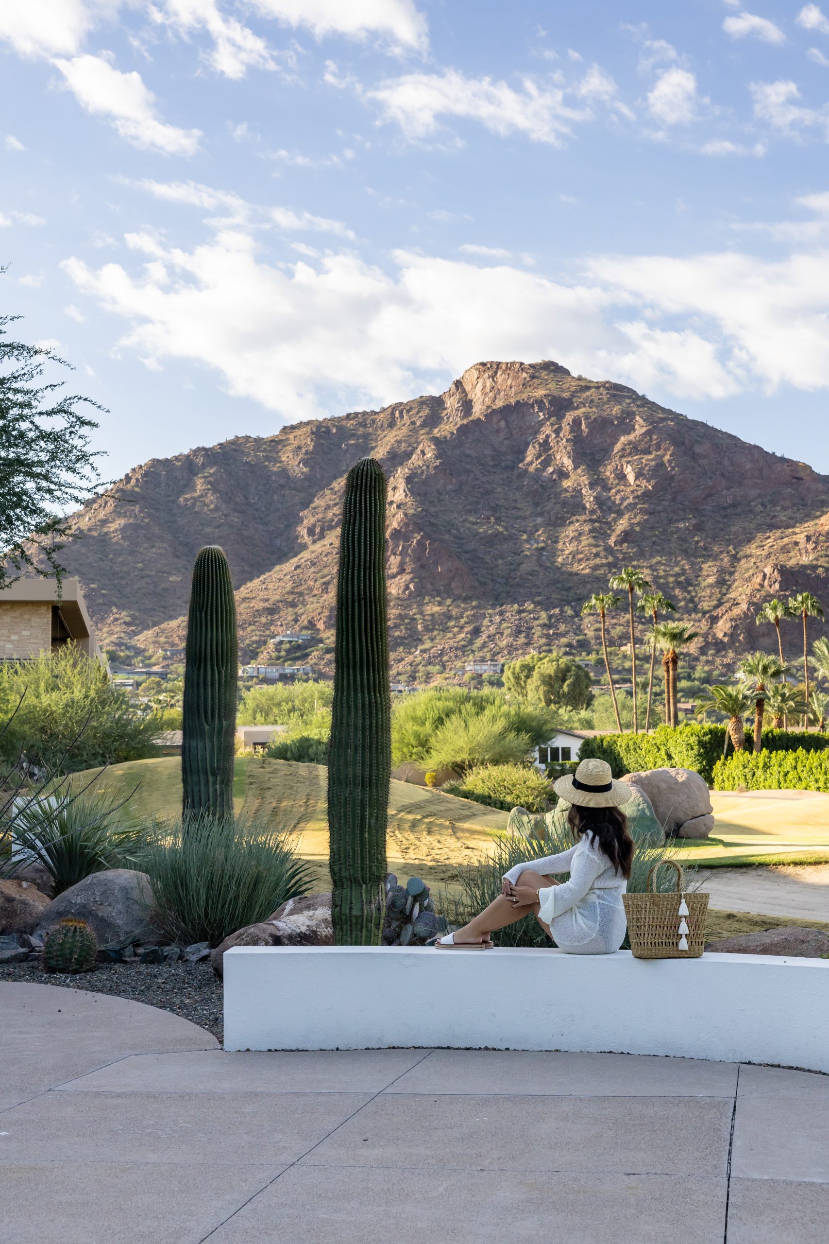 Mount Shadow Hotel Review: Staycation at Mountain Shadows Resort Scottsdale - xo ...